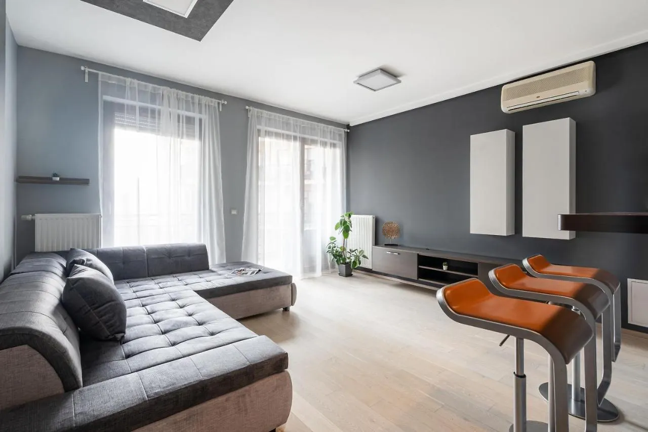 Urban Jungle Oasis King With Free Parking Lejlighed Budapest